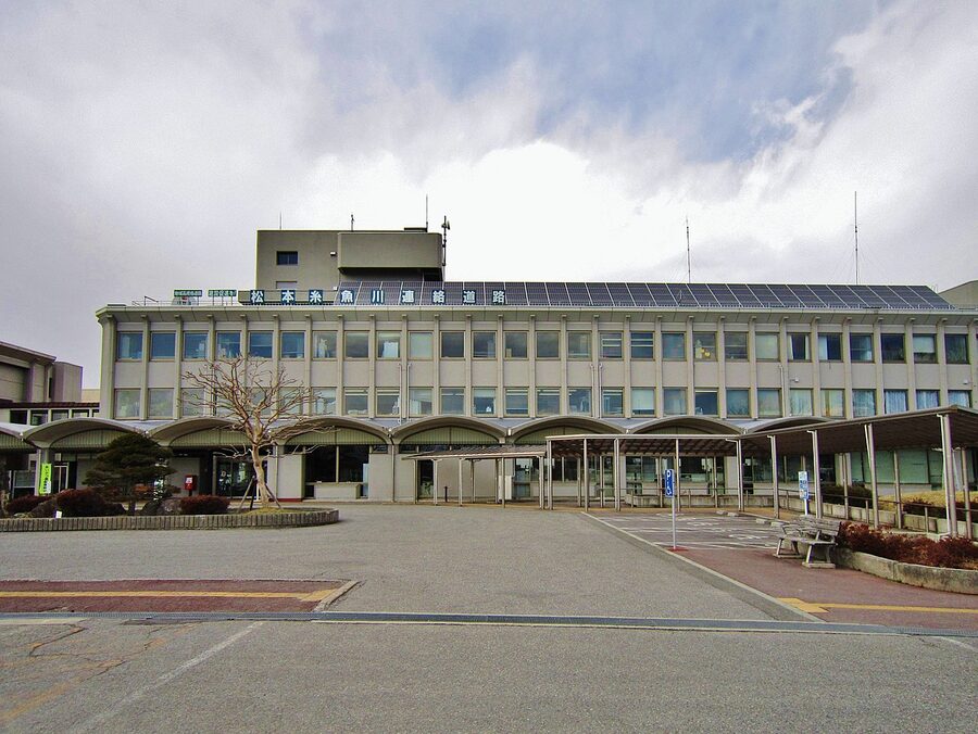 Omachi city office building
