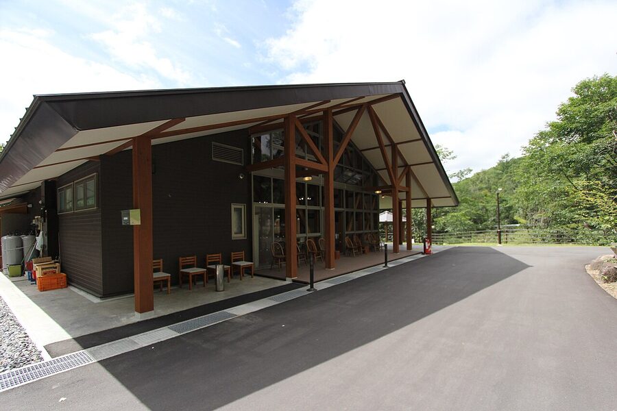 Norikura Onsen Yukemuri-kan public bath building