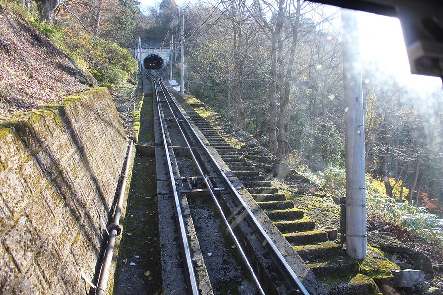 Tateyama Cable Car climbing from Tateyama Station to Bijodaira