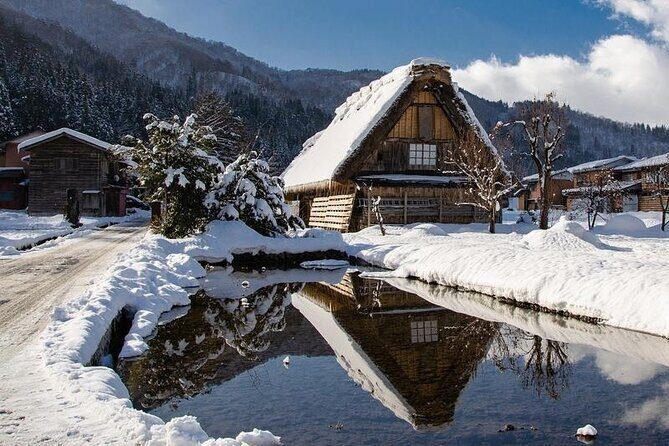 1 Day Private Charter Tour to Shirakawa-go & Takayama - Kamisannomachi and Betsuin Shorenji Temple: finishing with Takayama charm