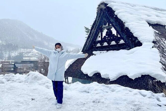 1 Day Private Charter Tour to Shirakawa-go & Takayama - Shirakawa-go: two hours of gassho house wandering