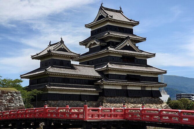 1 Day Tour From Nagano to Matsumoto Castle and Narai-Juku - 10 Hours Between Nagano and the Castle: How the Day Really Feels