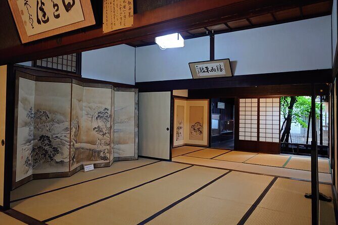 1 Day Tour From Nagano to Matsumoto Castle and Narai-Juku - Inside Matsumoto Castle: Getting Past the Photo-Stop Zone