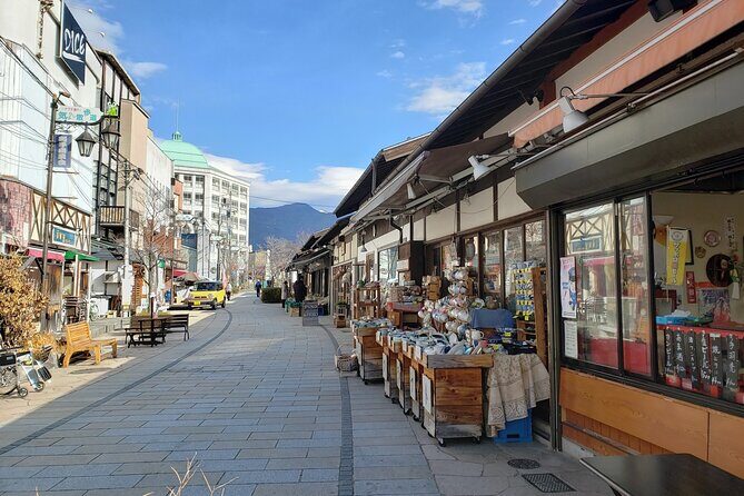 4 Days Central Japan Tour from Nagano to Kanazawa - What’s included in the tour—and where your budget changes