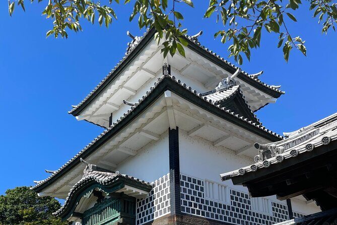Colors of Kanazawa (Traditional Crafts and Gardens) - Why the small group size changes everything