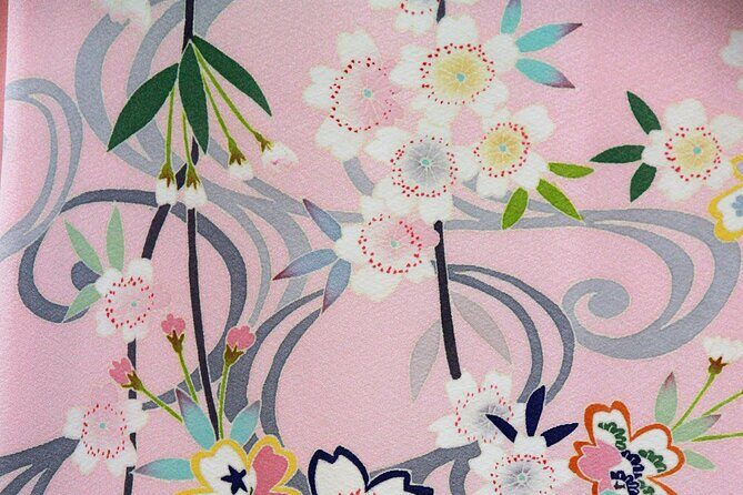 Colors of Kanazawa (Traditional Crafts and Gardens) - Should you book Colors of Kanazawa