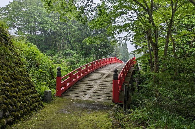 Day Tour from Kanazawa OR Toyama: Snow Wall and Mysterious Valley - How to Plan Your Day So the Snow Walk Feels Easy
