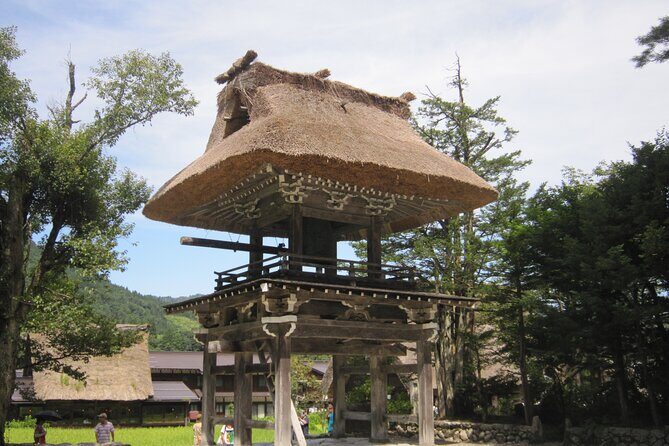 [Day trip bus tour from Kanazawa Station] Weekend only! World Heritage Shirakawago Day Bus Tour - Ogimachi Castle Ruins Observatory: worth it, but you have to earn it