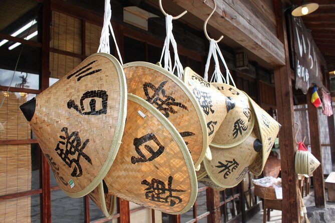 [Day trip bus tour from Kanazawa Station] Weekend only! World Heritage Shirakawago Day Bus Tour - Crowds, photos, and what to listen for on the bus