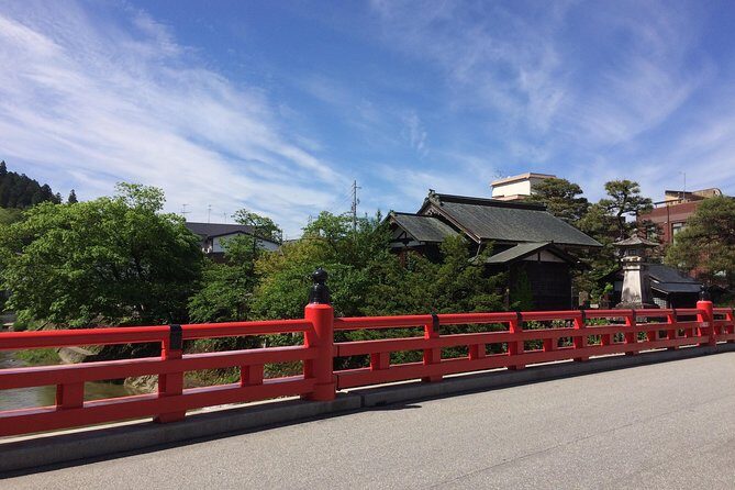 EXPERIENCE TAKAYAMA & LOCAL SAKE TASTING with explanation 1 HOUR! - Takayama’s sake story in one focused hour