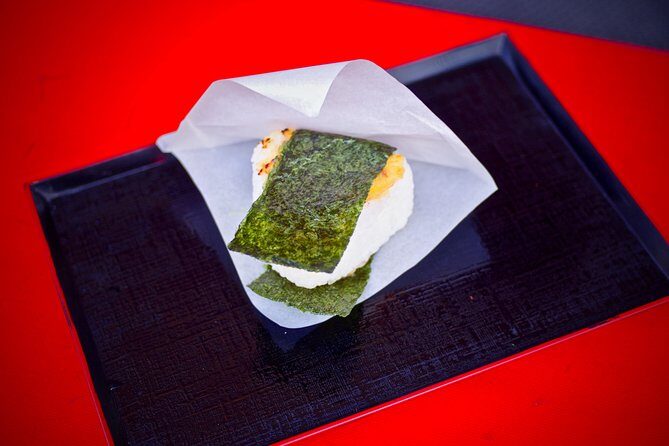 Food & Cultural Walking Tour around Zenkoji temple in Nagano - Matcha tea in a Japanese-style room and a sweet close