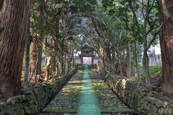 From Kanazawa: Fukui's Stunning Cliffs, Spiritual Island & Port - Awara Onsen Ashiyu: warm feet after the sea air
