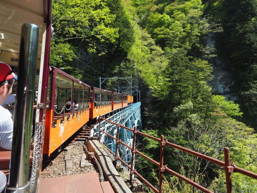 From Kanazawa: Kurobe Gorge & Unazuki Onsen Full-Day Tour - Unazuki Onsen town stroll: Taisho-era vibes and real onsen routines