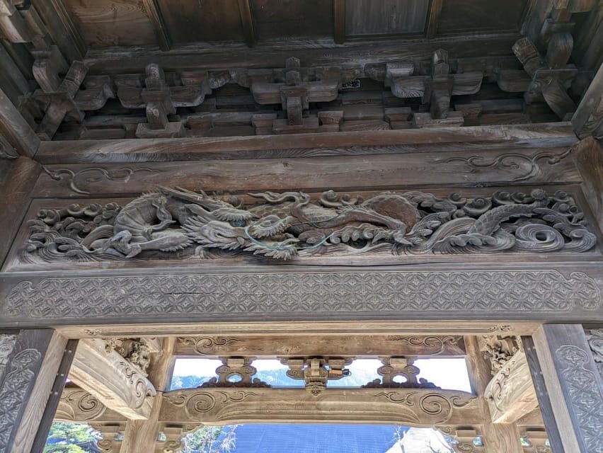 From Kanazawa: Shirakawa-go, Gokayama and Wood Carving Art - Quick take: what makes it special