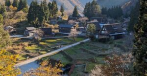 From Kanazawa: Shirakawa-go, Gokayama and Wood Carving Art - Kanazawa to Inami: Getting to the Wood-Carver Town First