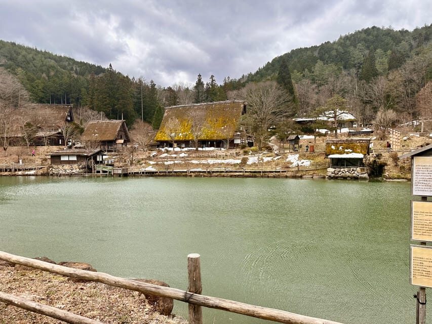 From Kanazawa/Toyama: Shirakawago and Takayama Day Tour - Weather, safety, and what to pack (umbrella and the right shoes)