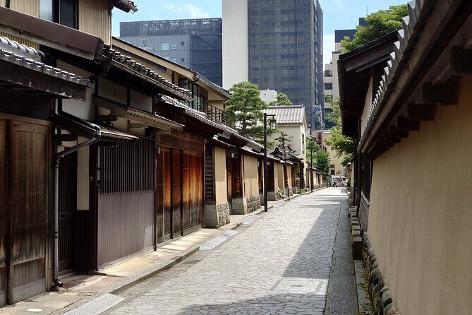 Full-Day Tour from Kanazawa: Samurai, Matcha, Gardens and Geisha - Price and Pace: Is $151.30 Worth It?