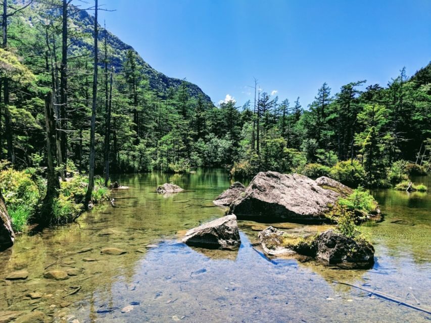 Full-Day Tour: Matsumoto Castle & Kamikochi Alpine Valley - Price and logistics: what your $180 covers in a 12-hour day