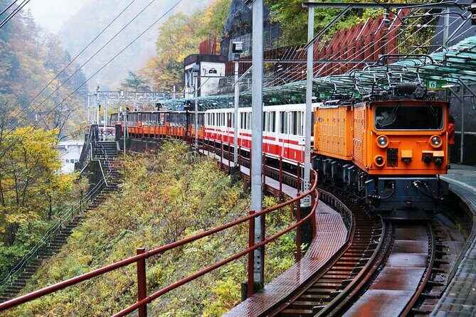 Full Day Tour to Kurobe Gorge and Unazuki Onsen from Kanazawa - Healing Buddha and footbaths: why these stops matter more than they sound