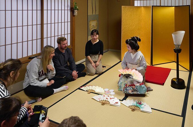 Geiko Performance and Behind the Scenes Tour - The Q&A Moment: Ask Better Questions After You See the Room