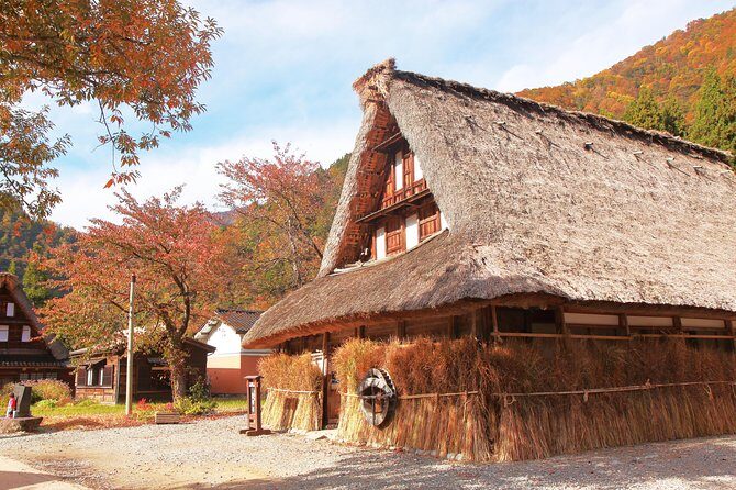 Gokayama and Shirakawago/Photoshoot by professional photographer - Stop 5 to 7: brief transfers through Toyama, Kanazawa, and Takayama