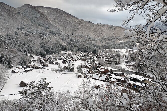 Gokayama and Shirakawago/Photoshoot by professional photographer - What you actually get: TK’s 30 edited photos and tips you can use
