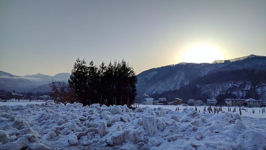 Snowy morning in Hakuba village