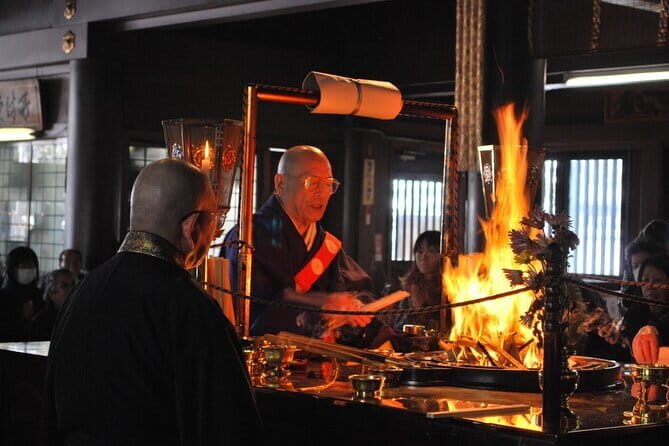Half-Day Zenkoji Tour with Tea Experience - Stop 1 at Ogawanoshodaimonten: fermented buckwheat oyaki