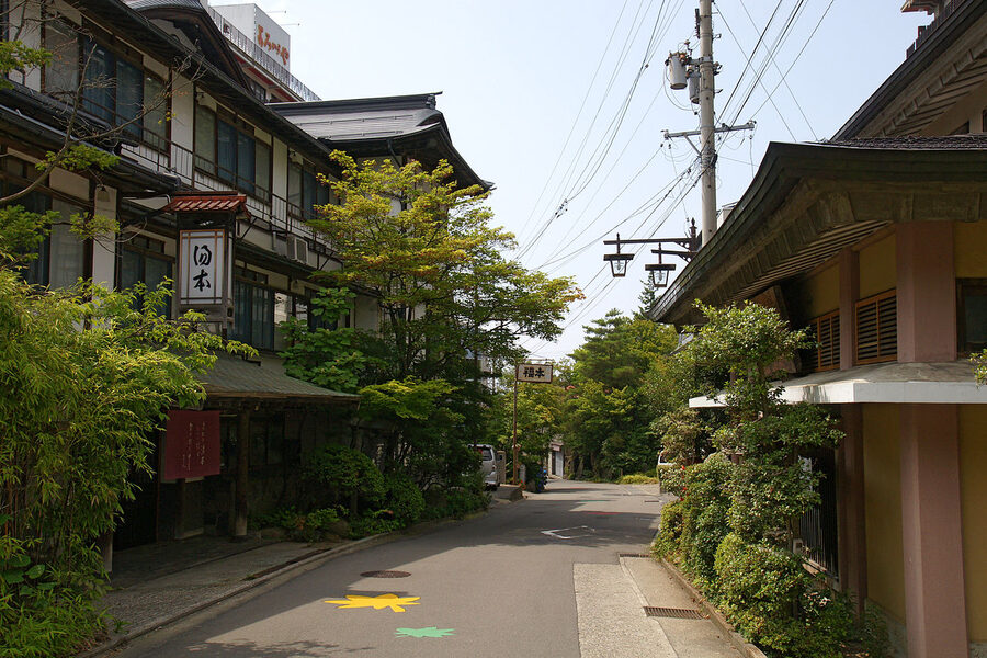 Yudanaka Onsen street and ryokan facades