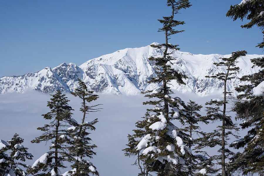 Hotaka peaks above the Kamikochi valley