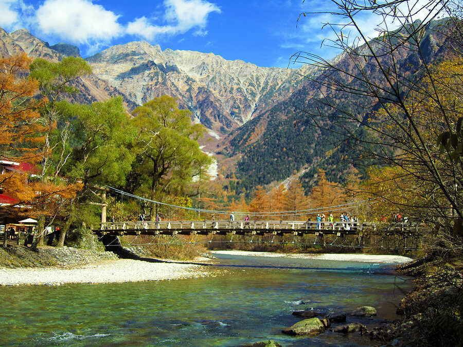 Autumn colour in Kamikochi at peak season