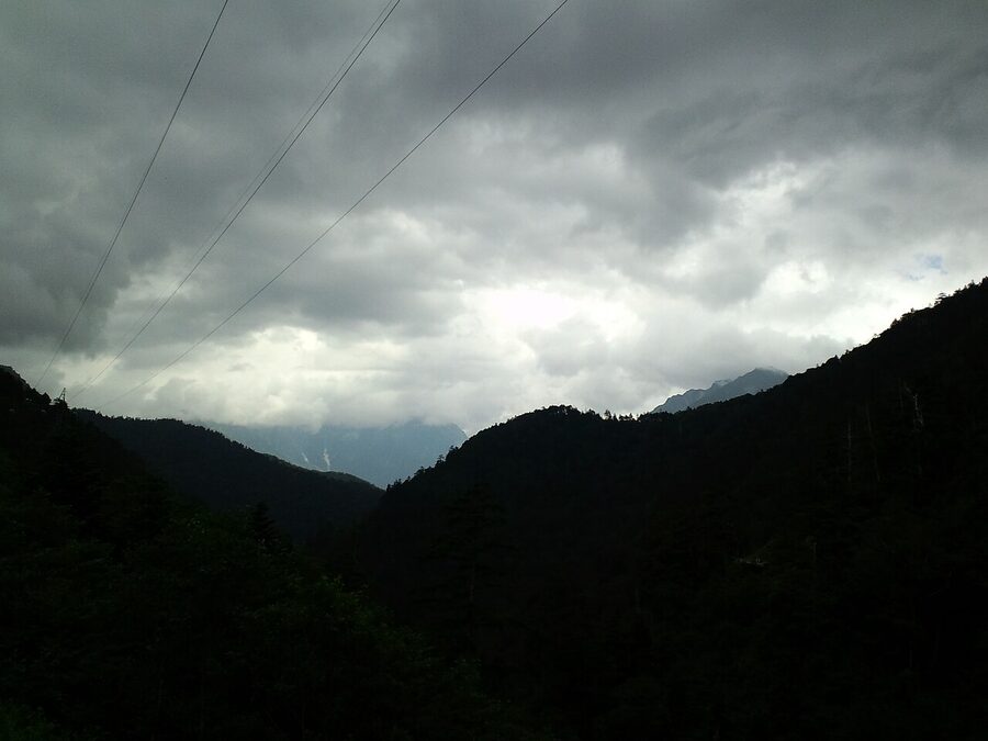 Dakezawa cirque hidden in cloud above Kamikochi