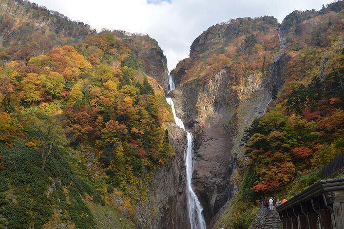 Kanazawa Day Tour: Shomyo Falls & Tateyama Mountain Walks - Key points at a glance