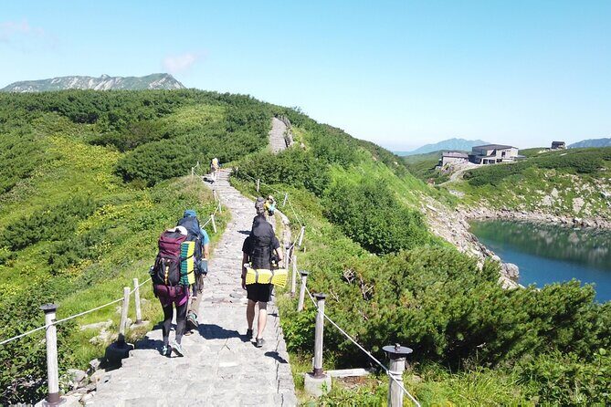 Kanazawa Day Tour: Shomyo Falls & Tateyama Mountain Walks - Stop 1: Shomyo Falls and a Short Walk to the Base