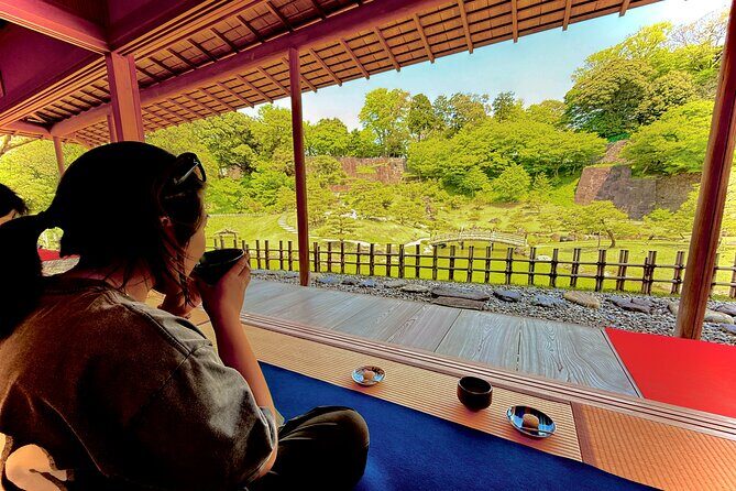 Kanazawa Full Day Private Tour to Top Highlights with Local Guide - Nomura Family Samurai House: The Garden Details That Make It Feel Alive