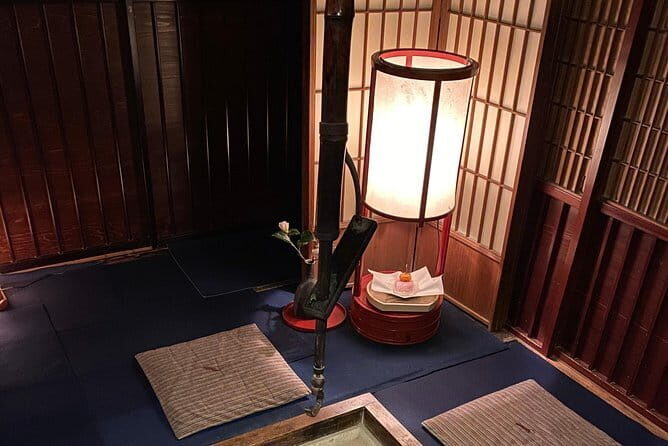 Kanazawa Half-day Tour: Curated: Gardens, Craft & Geisha District - Matcha at a Hidden Samurai Residence: Quiet Time With Context