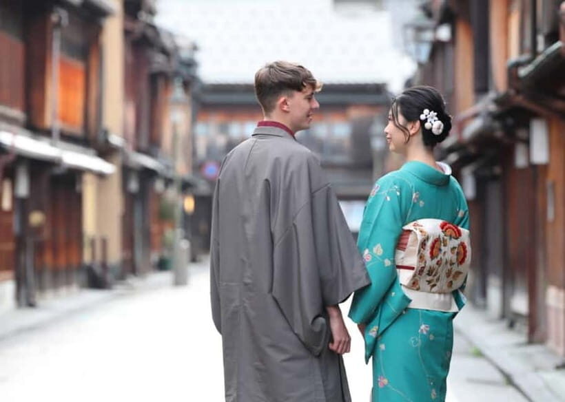 Kanazawa: Japanese Kimono Rental near Higashi Chaya District - The Kimono Dressing Hour: What Actually Happens
