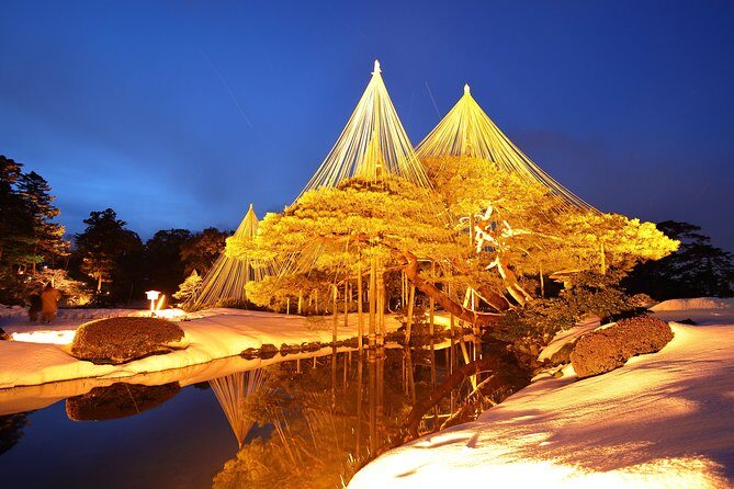 Kanazawa private 1 day/Photoshoot by professional photographer - Oyama Shrine and the Dutch-glass gate photo moment