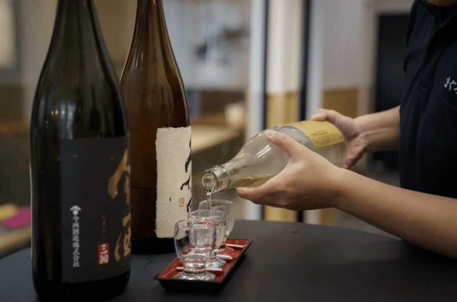 Kanazawa: Private Custom Tour with Local Guide - Key things you’ll notice on this tour