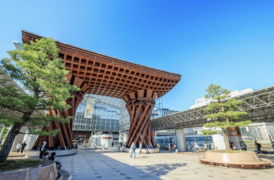 Kanazawa: Private Custom Tour with Local Guide - Kanazawa in a few hours: why a private guide changes everything