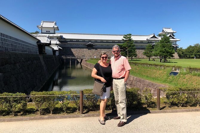 Kanazawa Private Tour: Highlights of an Old Samurai Town - Kenrokuen Garden: why people remember this kind of calm