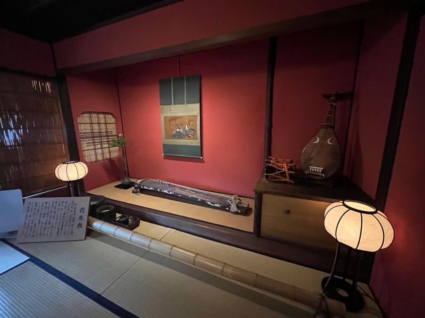 Kanazawa: Samurai, Matcha, Gardens and Geisha Full-Day Tour - Kenroku-en garden: how to read a 200-year-old design