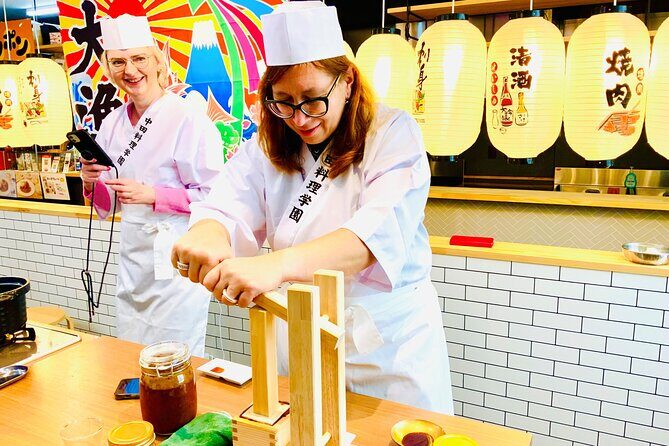 Kanazawa: Sushi & Japanese Cooking Class at a Historic School - Five Dishes You’ll Cook: Nigiri, Jibuni, Tamago, Dashi, and Miso