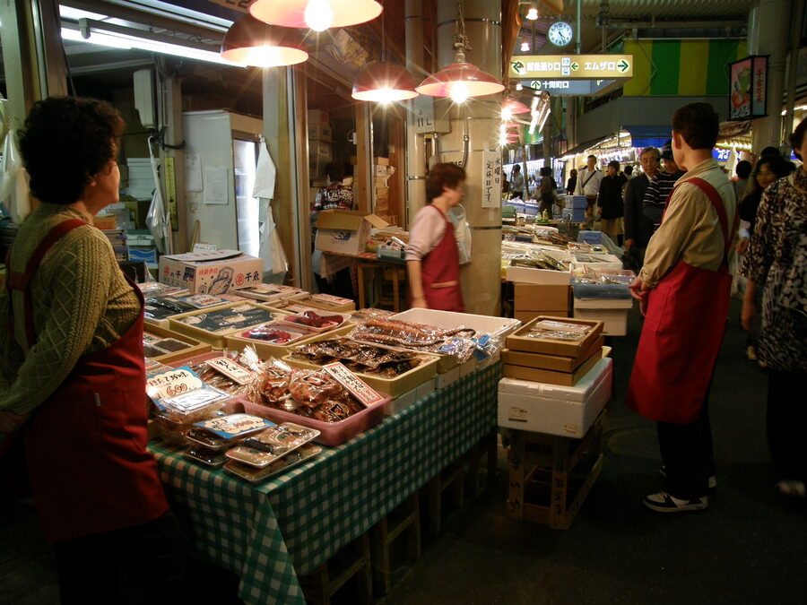 Omicho market interior