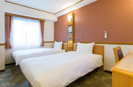 Toyoko Inn Kanazawa-eki Higashi-guchi exterior