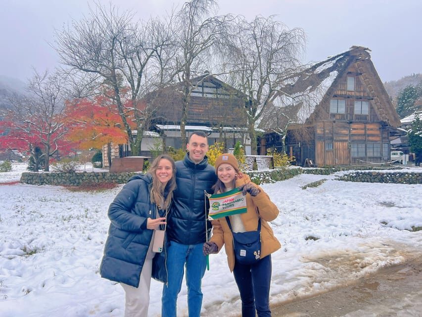 Kanazawa: World Heritage Shirakawa-go Morning Guided Tour - Kanazawa to Shirakawa-go, without the bus headache