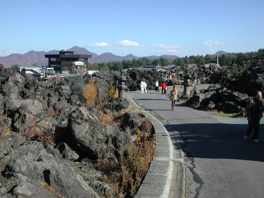 Onioshidashi Park lava rocks and summer green