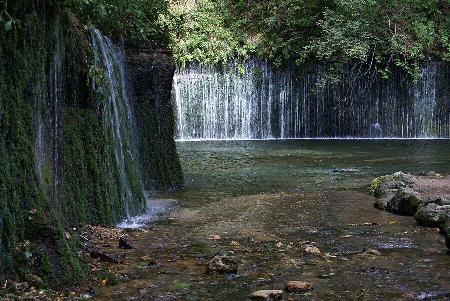 Shiraito Falls Karuizawa curved rock face with water threads