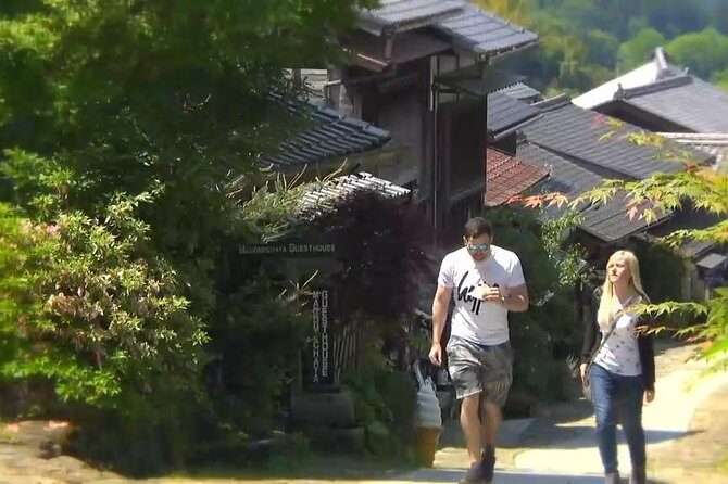 Magome & Tsumago Nakasendo Full-Day Private Trip with Government-Licensed Guide - Tsumago-juku: preserved inns, unpaved streets, and the quiet mood of old Japan