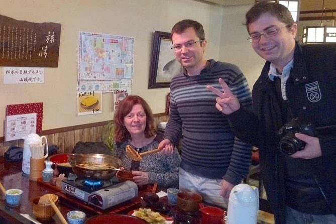 Matsumoto Castle Tour & Soba Noodle Experience - Who should book this Matsumoto Castle + soba tour